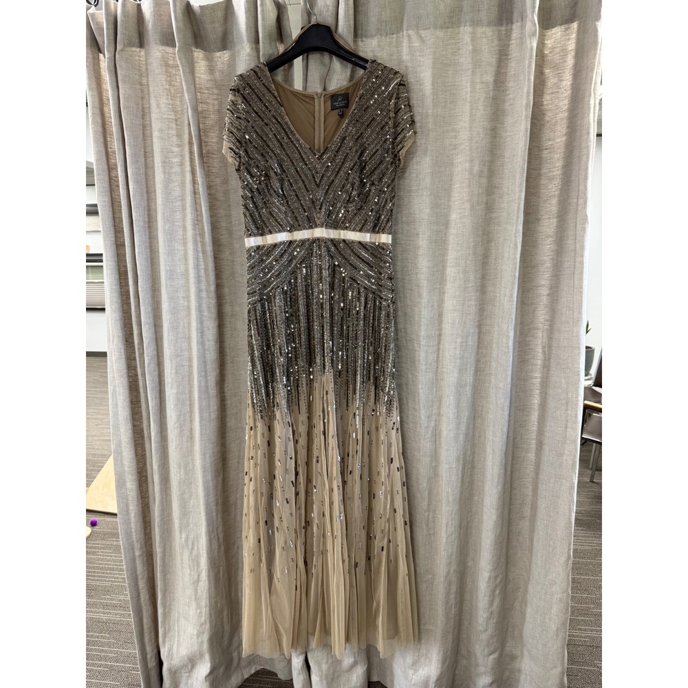 Adrianna Papell Beaded Sequin Gown V-Neck Formal Maxi Dress Taupe Silver Size 16